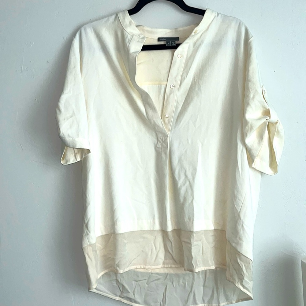 VINCE HALF BUTTONED BLOUSE